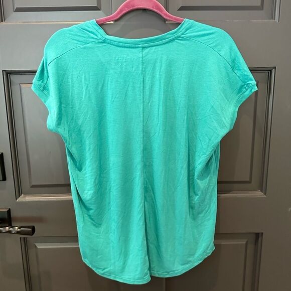 NWT Mondetta ultra soft vneck - Picture 4 of 5